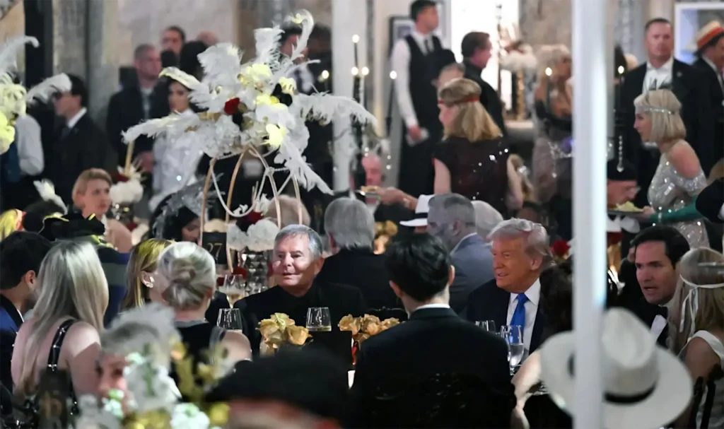 '개츠비' 테마와 재즈 시대의 망령